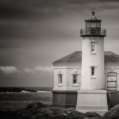 _JDL8818 copy  Coquille Lighthouse close up Monochrome _
