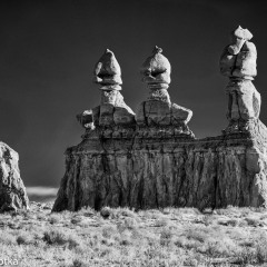 JDL1898-copy-Three-Sisters-monochrome-_