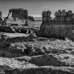 JDL1904-copy-On-Top-Of-Goblin-Valley-monochrome-_